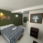 Quartos Na Casa Amarela